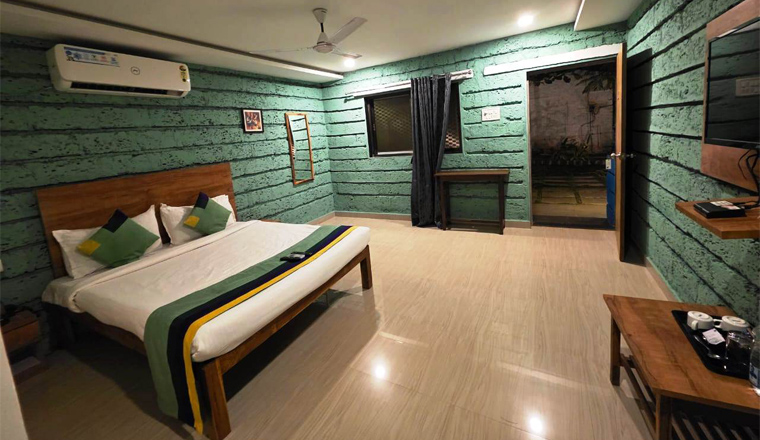 hotels in dapoli