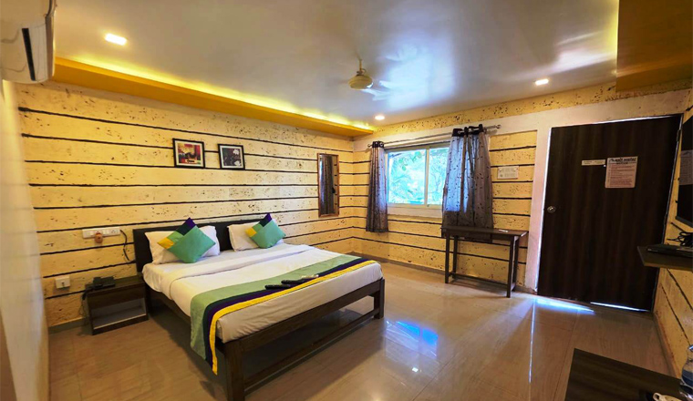 Palande beach resort