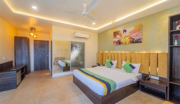 saldure beach hotels